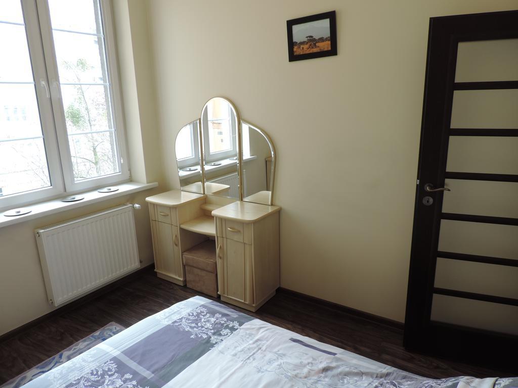 Gdanskie Apartamenty - Apartamenty - Dluga Z Widokiem Na Ratusz I Nad Motlawa מראה חיצוני תמונה
